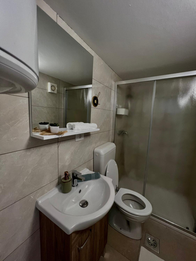 Others 2, Labi's Seaview Apartments, Piran