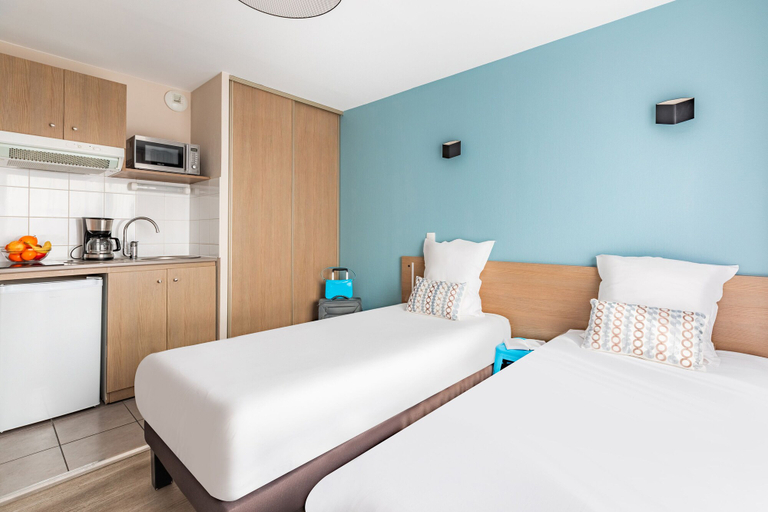 Bedroom 3, Appart'City Classic Marseille Euromed, Bouches-du-Rhône