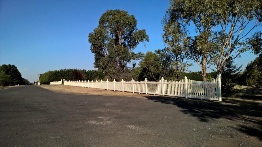 Cleggett Estate, Macedon Ranges Bal