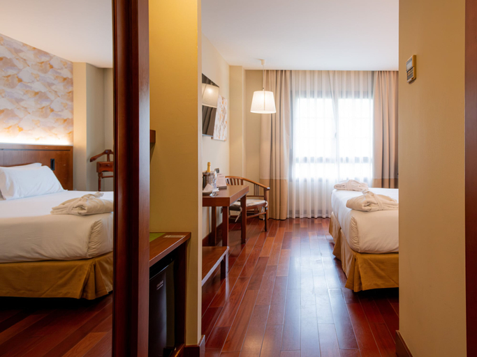 Bedroom 3, Hotel Monasterio de Boltana & SPA, Huesca