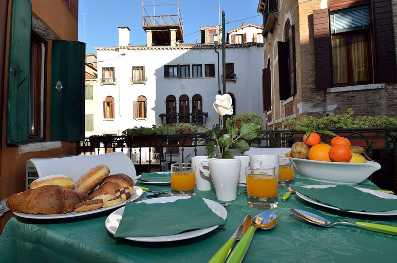 Food & Drinks 5, Charming Venice Apartments, Venezia