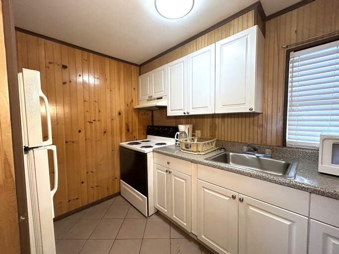Dining Room 11