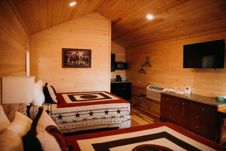 Bedroom 2, Dukes Slickrock Campground & RV Park, Wayne