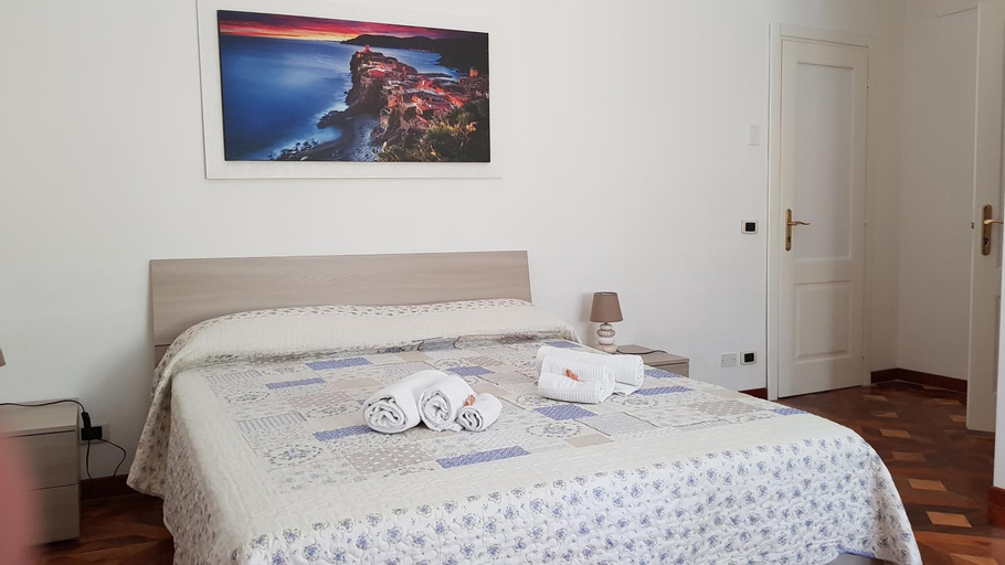 Bedroom 3, Il Giardino dei Limoni Room & Apartments, Genova