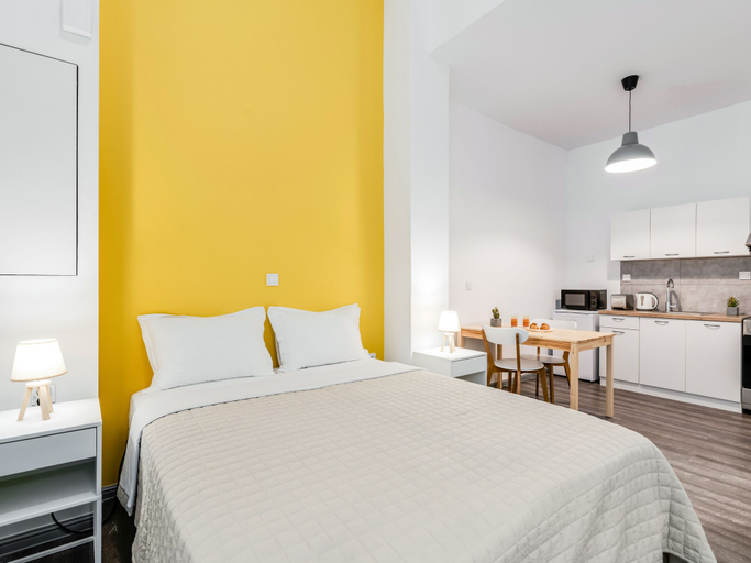 Bedroom 3, Sanders Home Suites - Cozy Street-view Studio, Attica