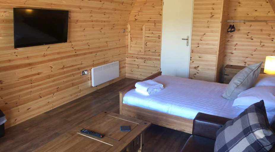 Bedroom, Superior Glamping Pod with Hot Tub, Cheshire West and Chester