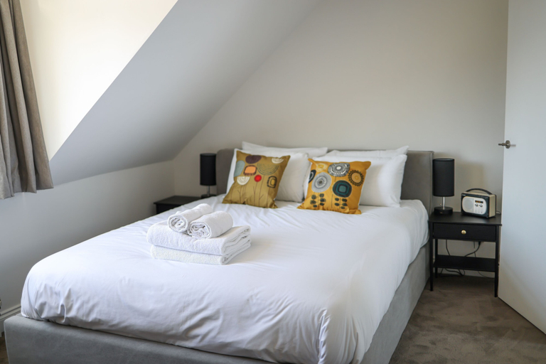 Others 4, Bright & Beautiful Studio Flat in Bristol, Bristol