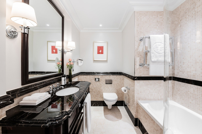 Bathroom 5, The Langham London, London