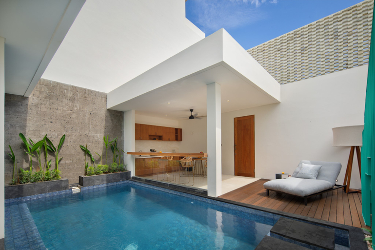 Swimming Pool 6