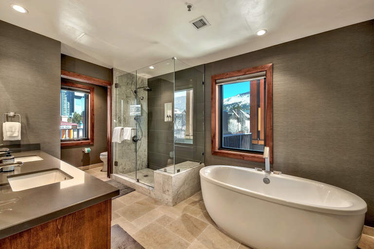 Bathroom 2, Luxury Three Bedroom Residence steps from Heavenly Village by RedAwning, El Dorado