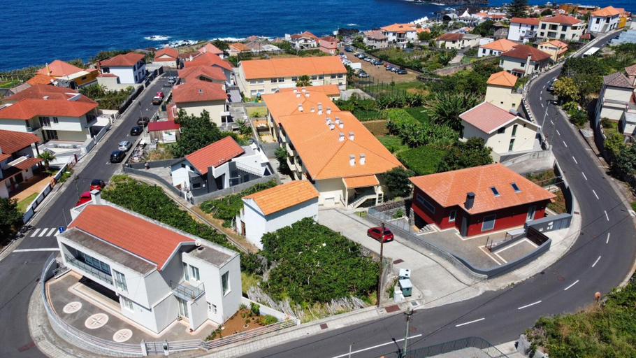 Room 3, Sea Mountain by Atlantic Holiday, Porto Moniz