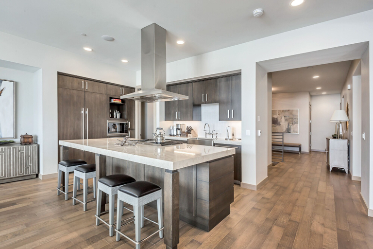 Private kitchen 4, Platinum Two Bedroom 2 Apartment Hotel by RedAwning, Summit