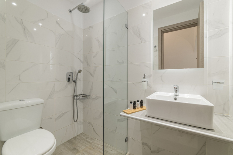 Bathroom 5, Petros Studios & Suites, South Aegean