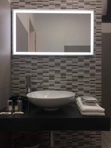 Bathroom 3, Paolino Exclusive Rooms, Syracuse
