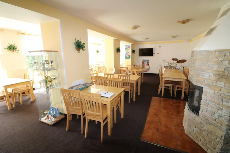 Food & Drinks, Penzion U Elisky Bedrichov V Jizerskych Horach, Jablonec nad Nisou