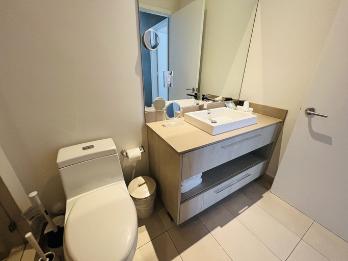 Bathroom 5, Lyfe Resort & Residences, Broward