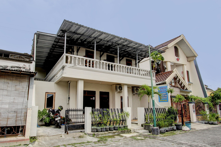 Exterior & Views 1, SPOT ON 93717 Nayus Homestay Syariah 4, Yogyakarta