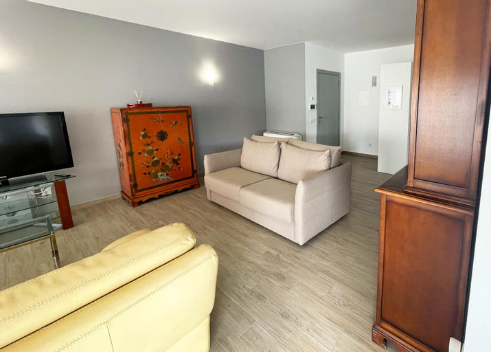 Bedroom 12