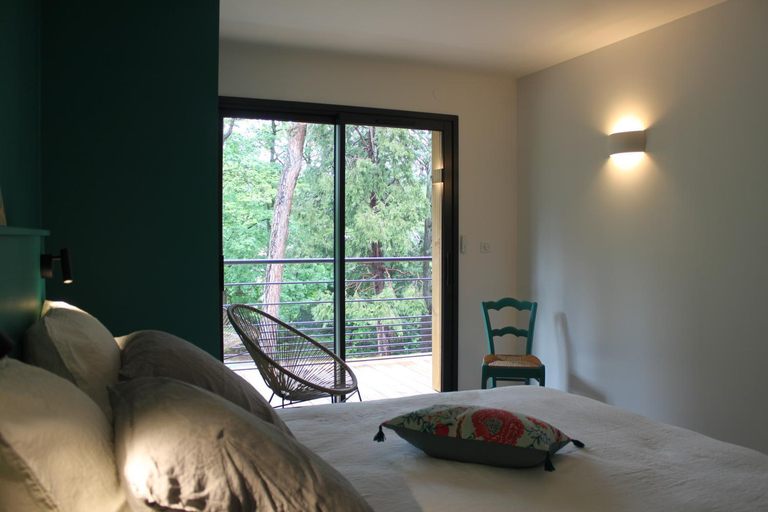Bedroom 2, Bread et Couette, Rhône