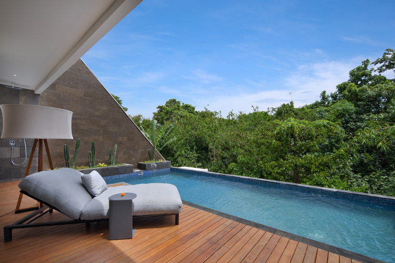 Swimming Pool 7