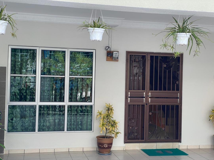 Exterior & Views 1, HILLVIEW HOMESTAY, Cameron Highlands