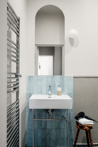 Bathroom 4, Edgar Suites Saint-Lazare - Amsterdam, Paris