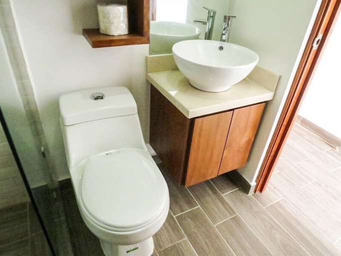 Bathroom 5, Studios with roofpool in Vanessa 24, Cozumel