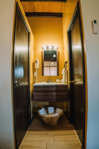 Bathroom 3, Quinta Sofia Valle de Guadalupe, Ensenada