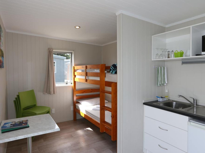 Others 5, Fitzroy Beach Holiday Park, New Plymouth