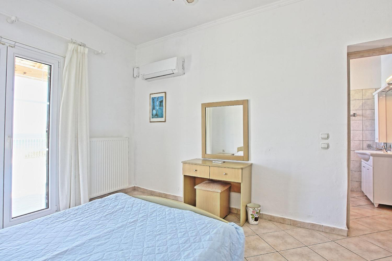 Bedroom 2, Beach Villa Oneiro, Ionian Islands