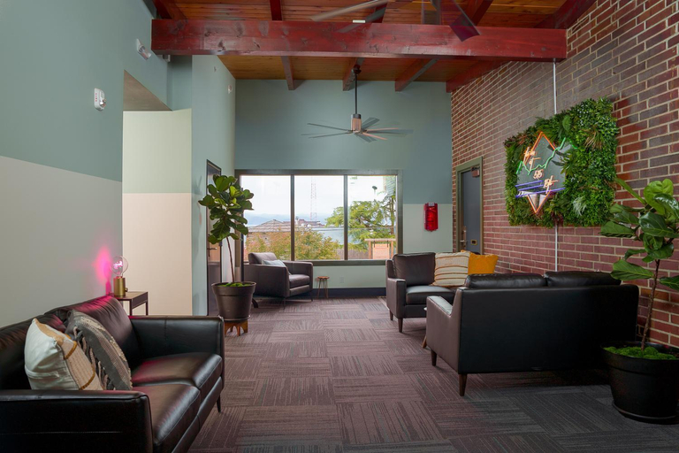 Public Area 2, The Inn at 515 15th, Clatsop