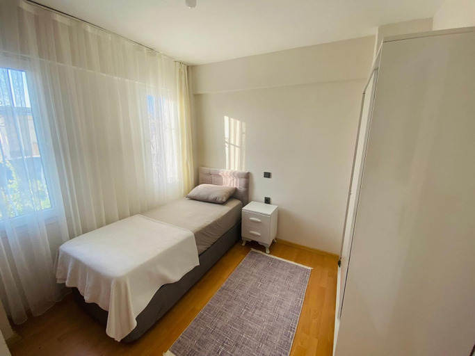 Bedroom 3, Beautiful 3-bedroom House With Sea View and Garden, Kuşadası