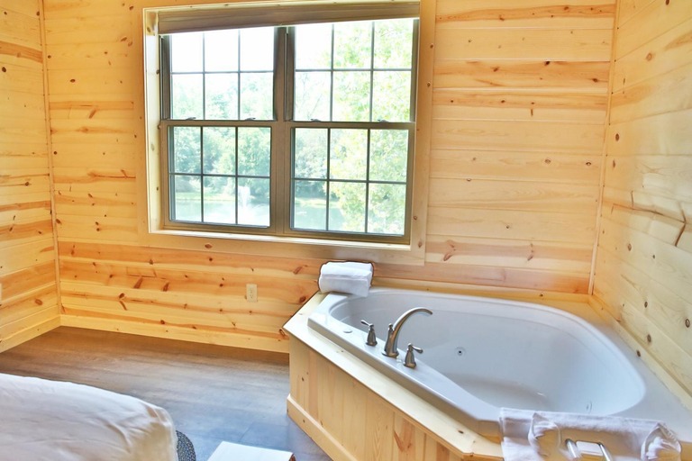 Bathroom 3, Waterview Lodge by Amish Country Lodging, Holmes
