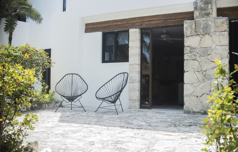 Exterior & Views 2, Casa del Jaguar Beach Hotel, Isla Mujeres
