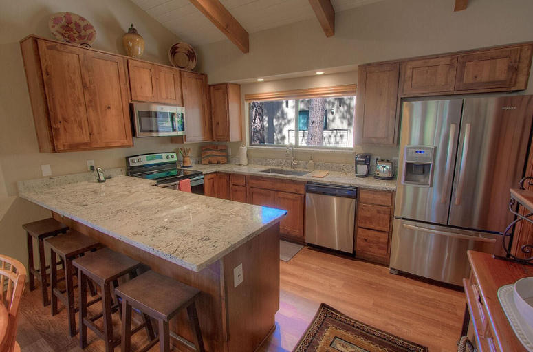 Private kitchen 5, Cozy Bear Lodge 3 Bedroom Home by RedAwning, Washoe