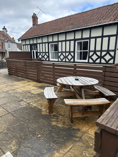 Others 4, Seymour arms, North Somerset