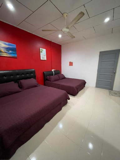 Cenang CK Homestay - Tap to explore photos