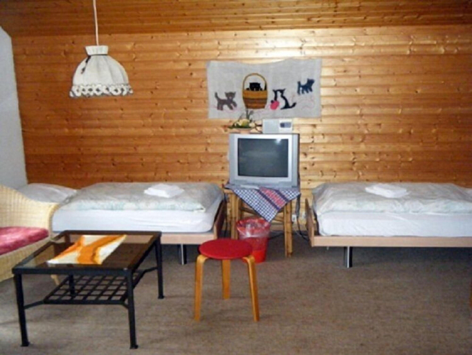 Bedroom 2, Hotel & Restaurant Alpenrose, Oberhasli