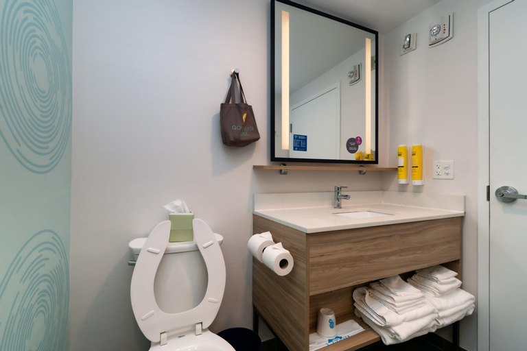 Bathroom 6