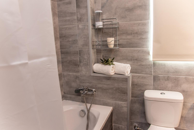 Bathroom 3, Lydia's Apartments, Ionian Islands