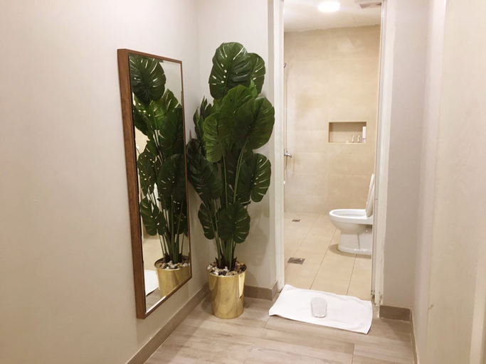 Bathroom 4, Al-Tayf Al-Musafir For Hotel Apartments - الطيف المسافر للشقق المخدومة, Dammam