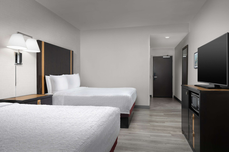 Bedroom 2, Hampton Inn & Suites El Paso/East, El Paso