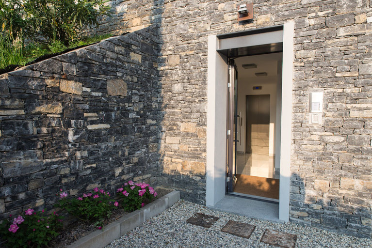 Exterior & Views 2, Residenza Luigina, Lecco