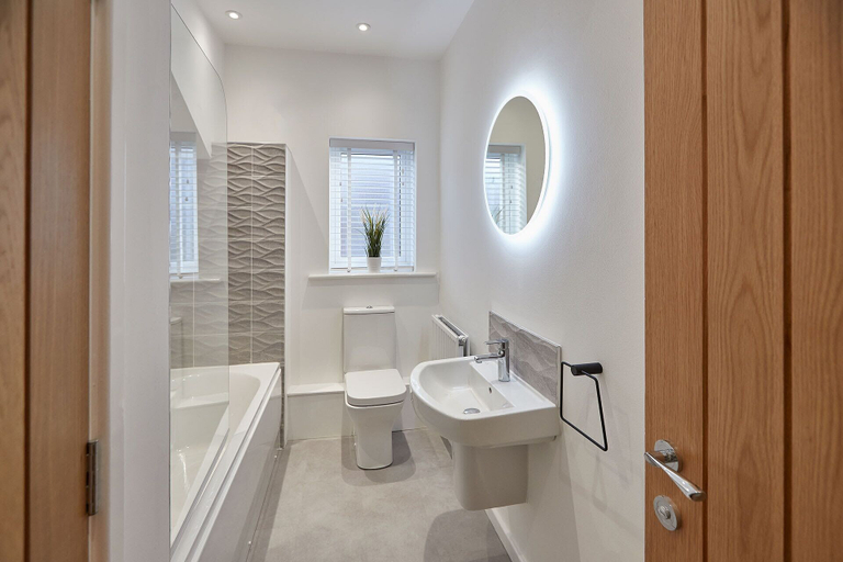 Bathroom 3, Host Stay Skyline Apartment, North Yorkshire