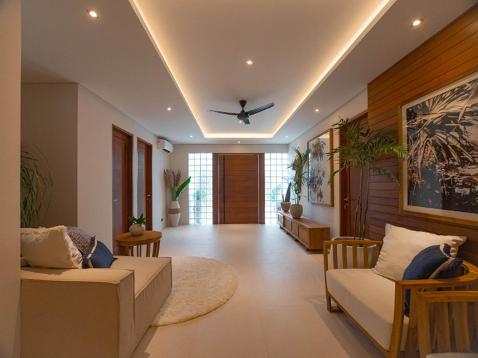 Others 5, Arama Villas, Badung