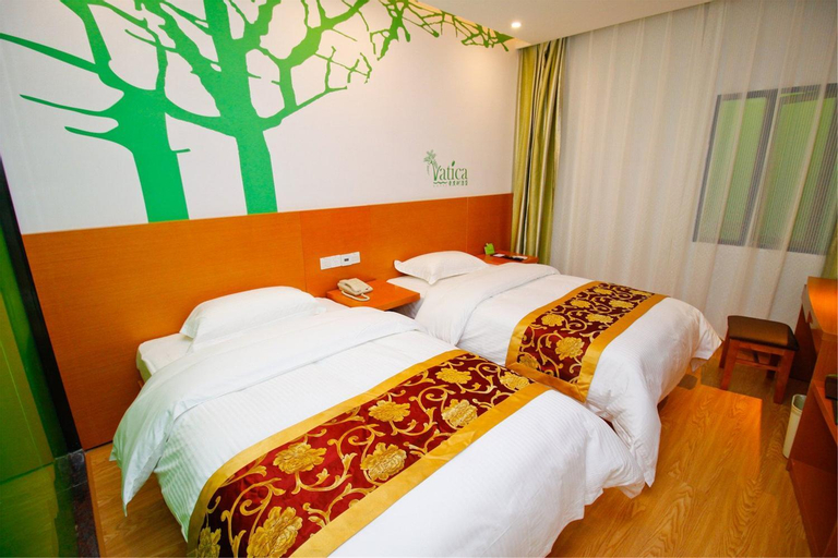 Bedroom 1, Vatica Shanghai International Tourism Resort Luoshan Road Subway Station Hotel, Shanghai