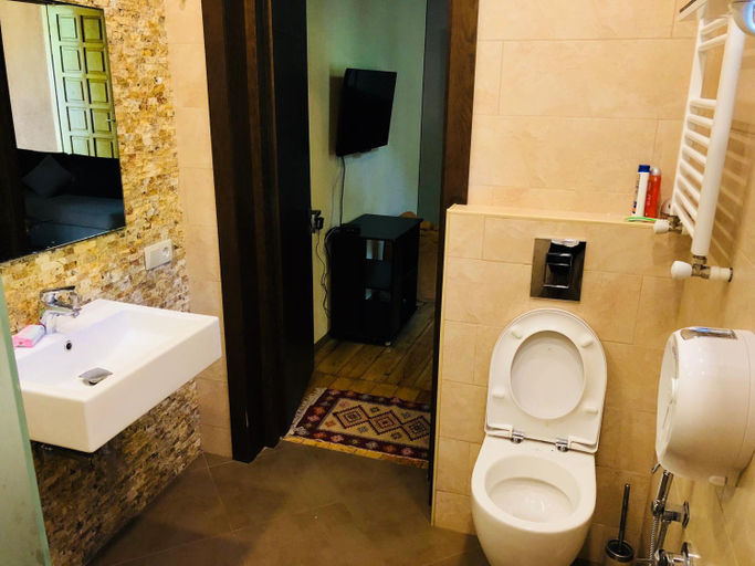 Others 2, Bude Hostel, Tbilisi