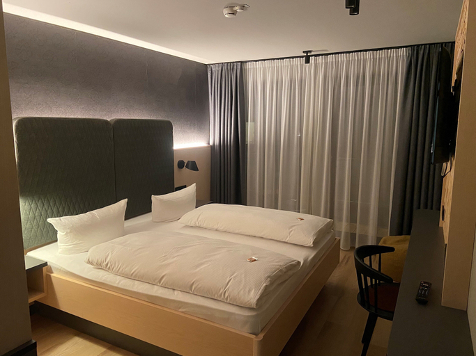Bedroom 4, Hotel Zum Goldenen Hirsch, Oberallgäu