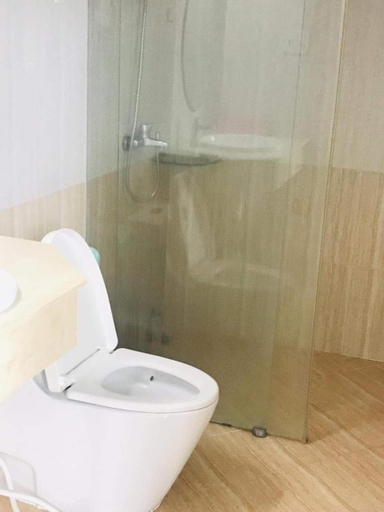 Bathroom 6