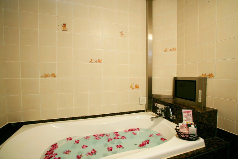 Bathroom 3, HOTEL MOBILIA (Adult Only), Sakado